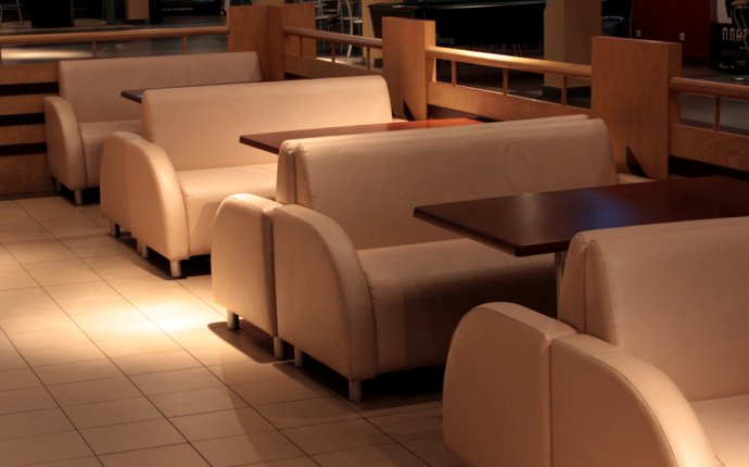 Критерии выбора диванов для кафе и ресторанов